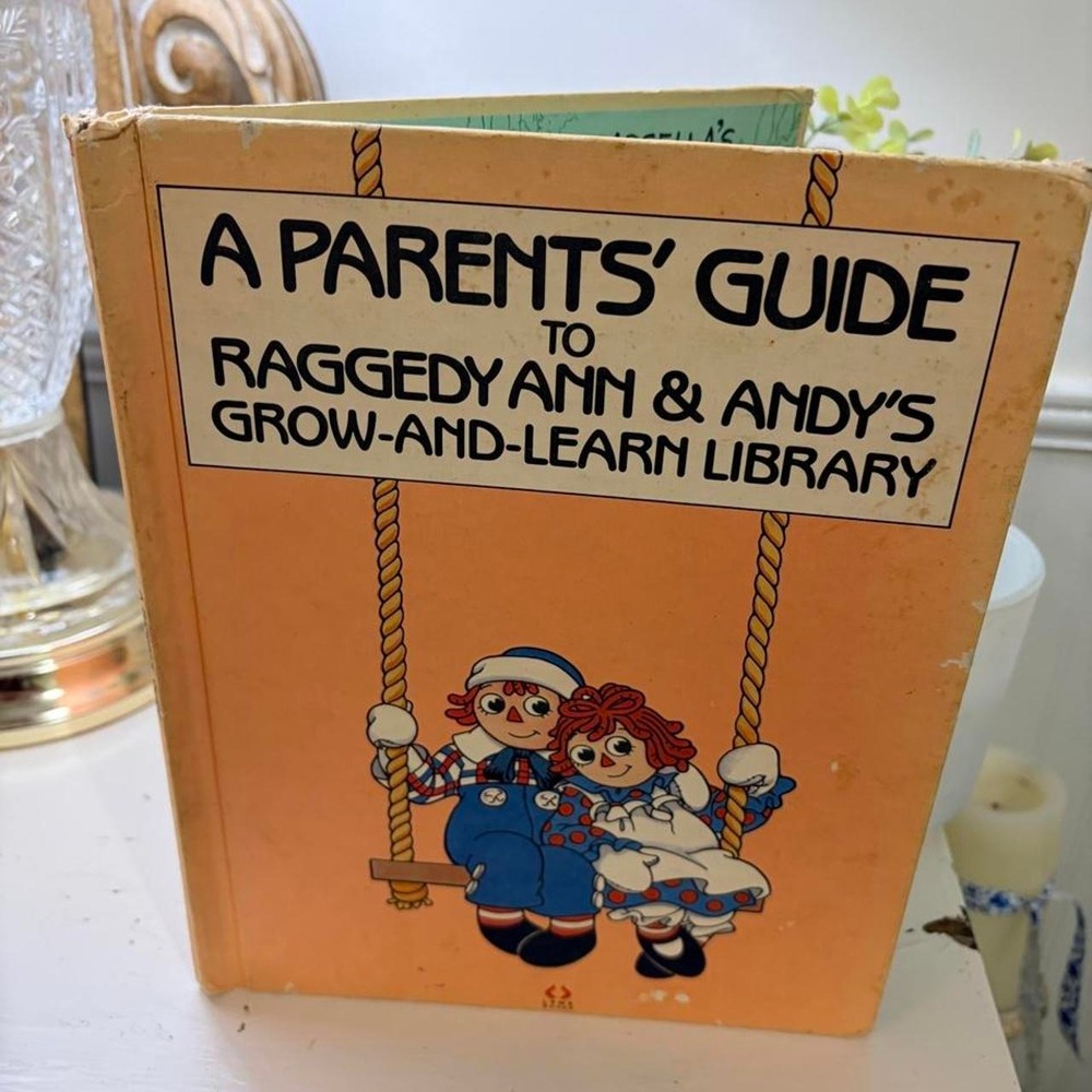 Vintage Kid Books - Picture 7 of 7